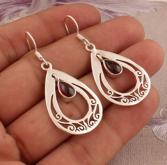 Orecchini vintage a goccia in filigrana fatti a mano in argento sterling 925 con perlina di giada, punzonati 925 - Italia