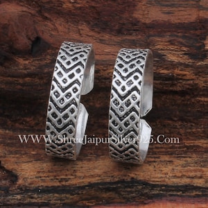 Adjustable Sterling Silver Toe Ring: Minimalist Ethnic Boho Jewelry