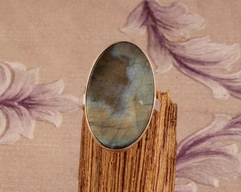 Natural Labradorite Ring: 925 Sterling Silver, Blue Fire Gemstone