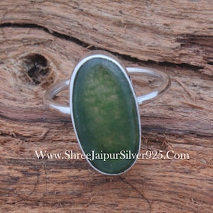 Handmade Sterling Silver Green Jade Ring: Oval Gemstone Jewelry