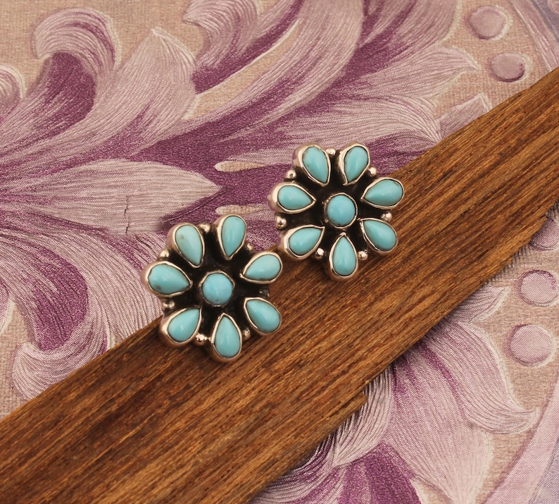 Half Turquoise Flower Earring main image 1