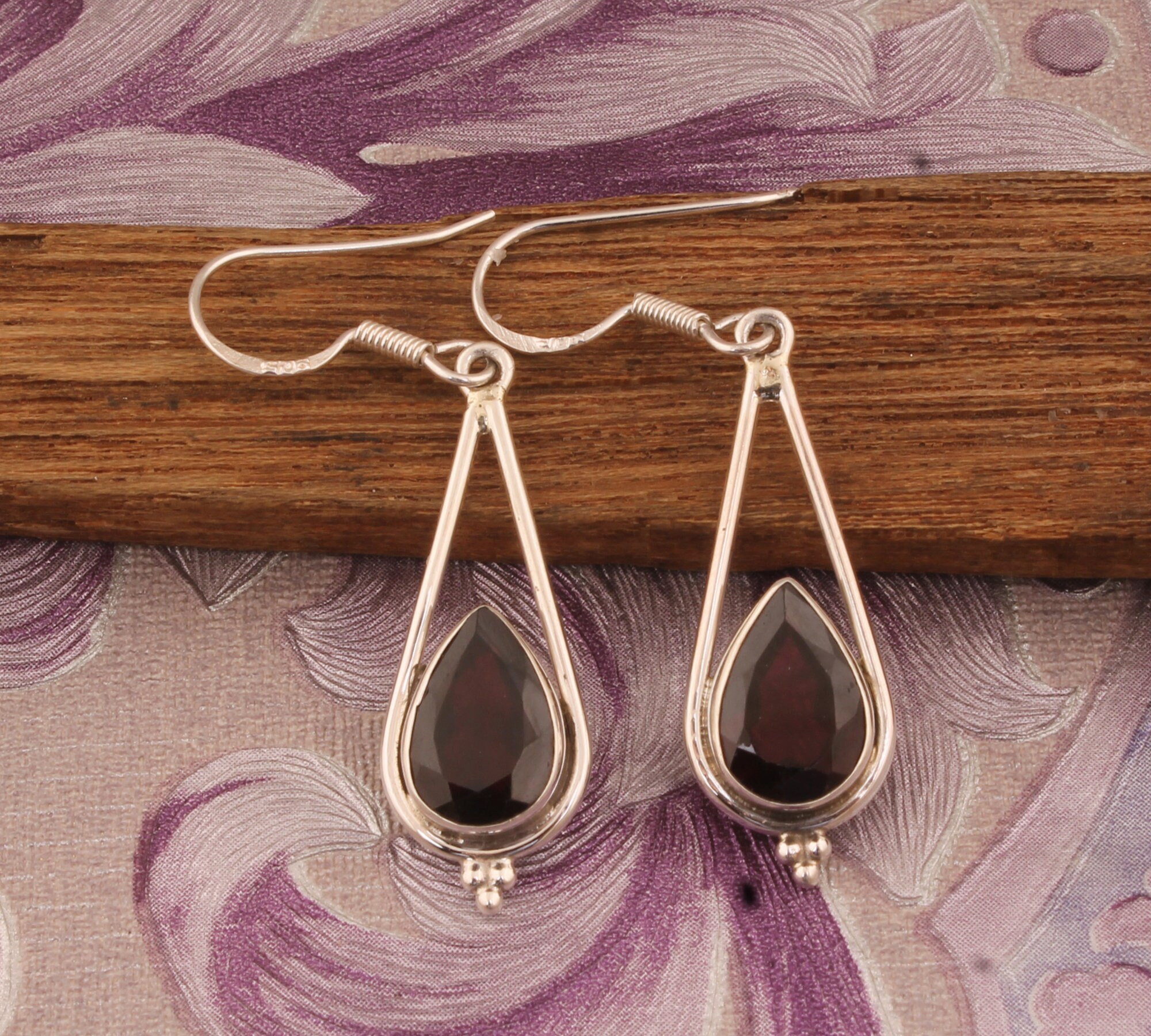 Caitlyn Minimalistのハートドロップフラットバックイヤリング • ラウンドダイヤモンドドロップイヤリング • ダングルスタッドイヤリング  • ウェディングジュエリーギフト • ER721 - Etsy 日本 CAITLYNMINIMALIST 18Kゴールドメッキ スターリングシルバー  ジェムストーン ... スターリングシルバー 本物または合成宝石 ティアドロップ カーブクライマークローラーイヤリング