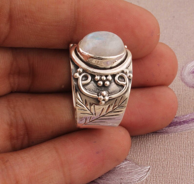 Beautiful Ring Natural Rainbow Moonstone Sterling Silver Ring,Boho Ring,Twisted Band Ring,Dainty Rings,Top Selling Item Gift For Her