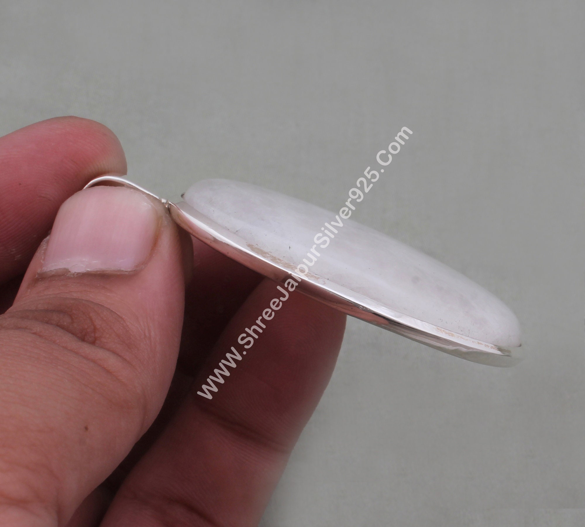Ciondolo in pietra di luna arcobaleno: pietra preziosa ovale, argento sterling 925 - Italia