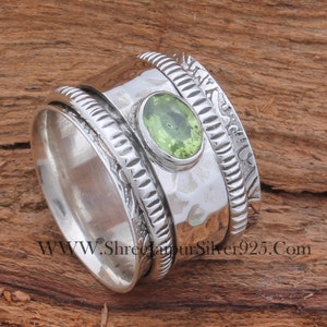 Handmade Peridot Sterling Silver Spinner Ring - Hammered Band
