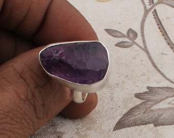 Rough Amethyst ring Raw gemstone ring Raw stone ring Rough stone ring Rough gemstone ring Raw crystal ring February birthstone Aquarius