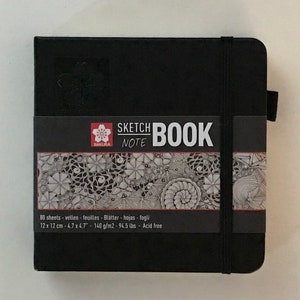 Sakura square hardback sketckbook with white pages