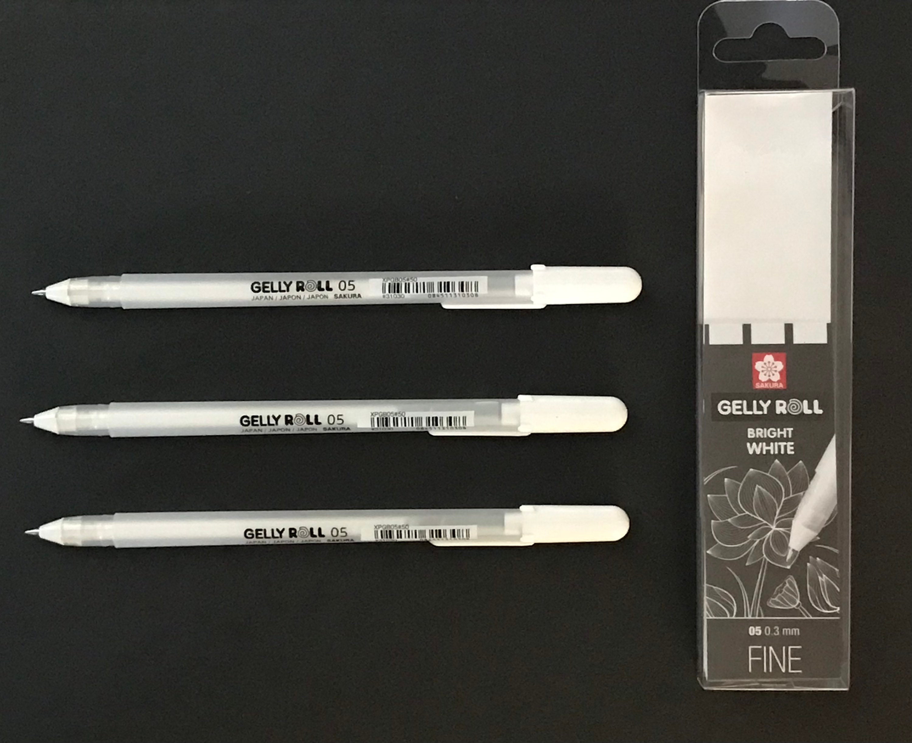 Sakura Gelly Roll White Gel Pen Fine 05 (0.3mm)