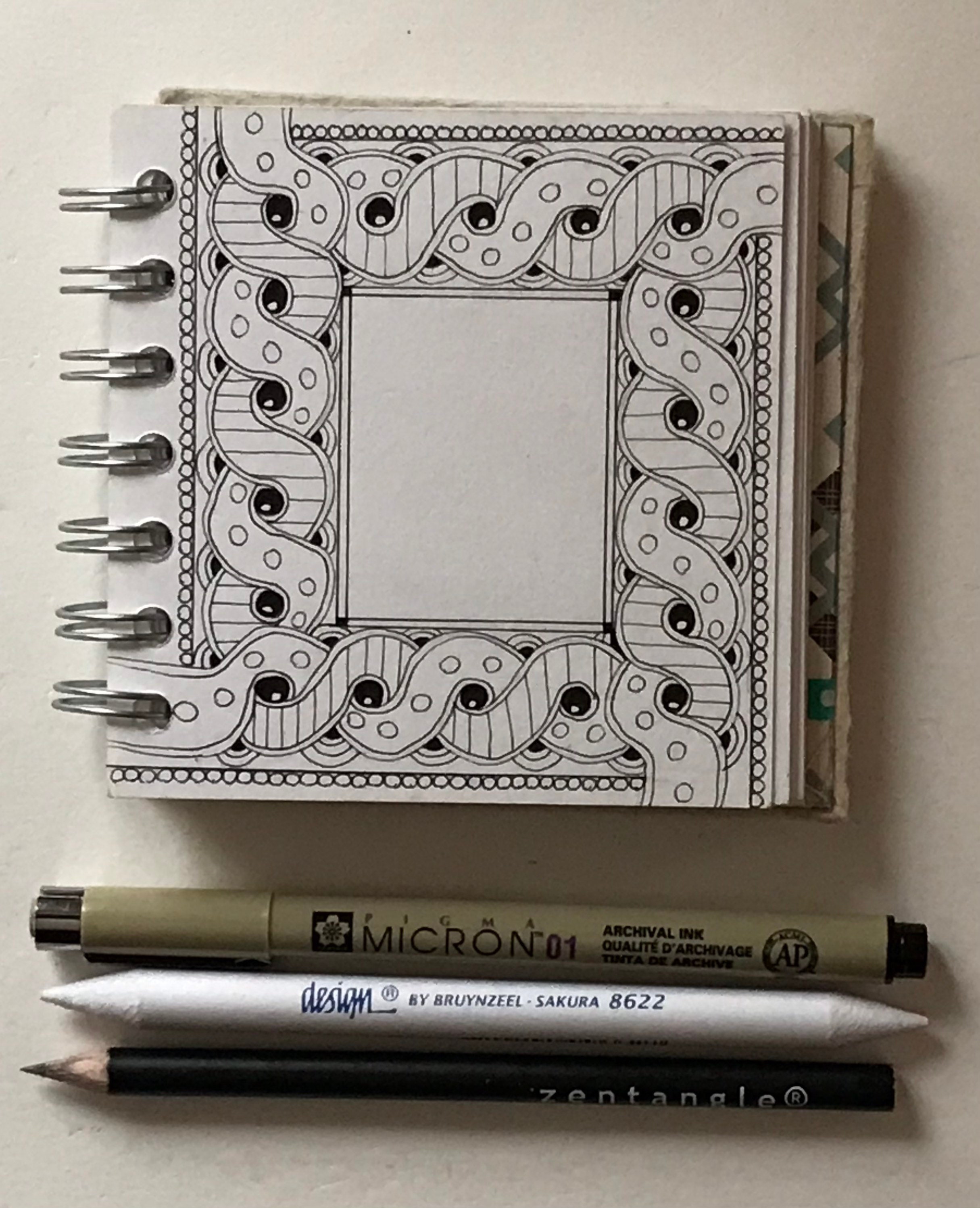 Square Sketchbook White Paper & Pen Kit 