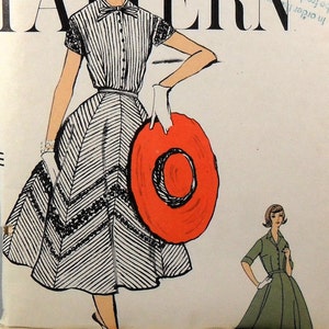 UNCUT Vogue 9464 Dress, bust 36 image 1