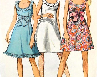 Simplicity 7629 Dress and Sash, bust 34