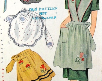 Simplicity 1837 Aprons, bust 34-36