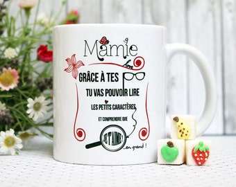 Mug "Mamie". Tasse personnalisable. Cadeau pour grand-mère à personnaliser. Texte et graphisme by Piou créations. Made in France