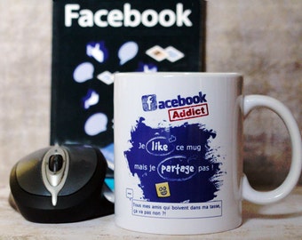 Mug "Facebook Addict" pour accro à Facebook. Tasse personnalisable. Texte et graphisme by PIOU créations. Made in France