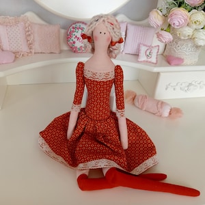 Tilda doll, dollas with curly hair, rag doll, living room decor, soft doll, handmade doll, interior doll, cloth doll, gift for mom