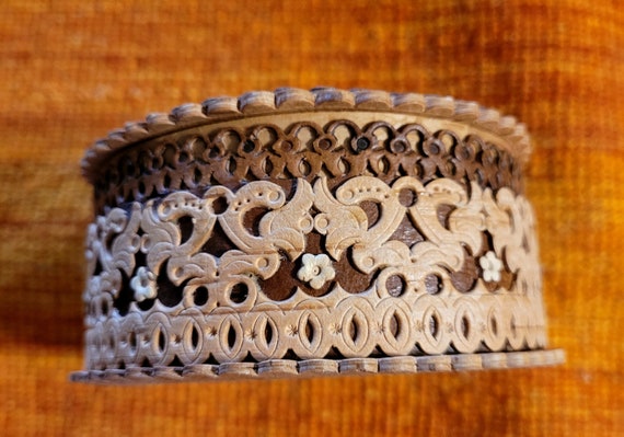 Beautiful Hand Made Intricately Carved Wooden Box… - image 2