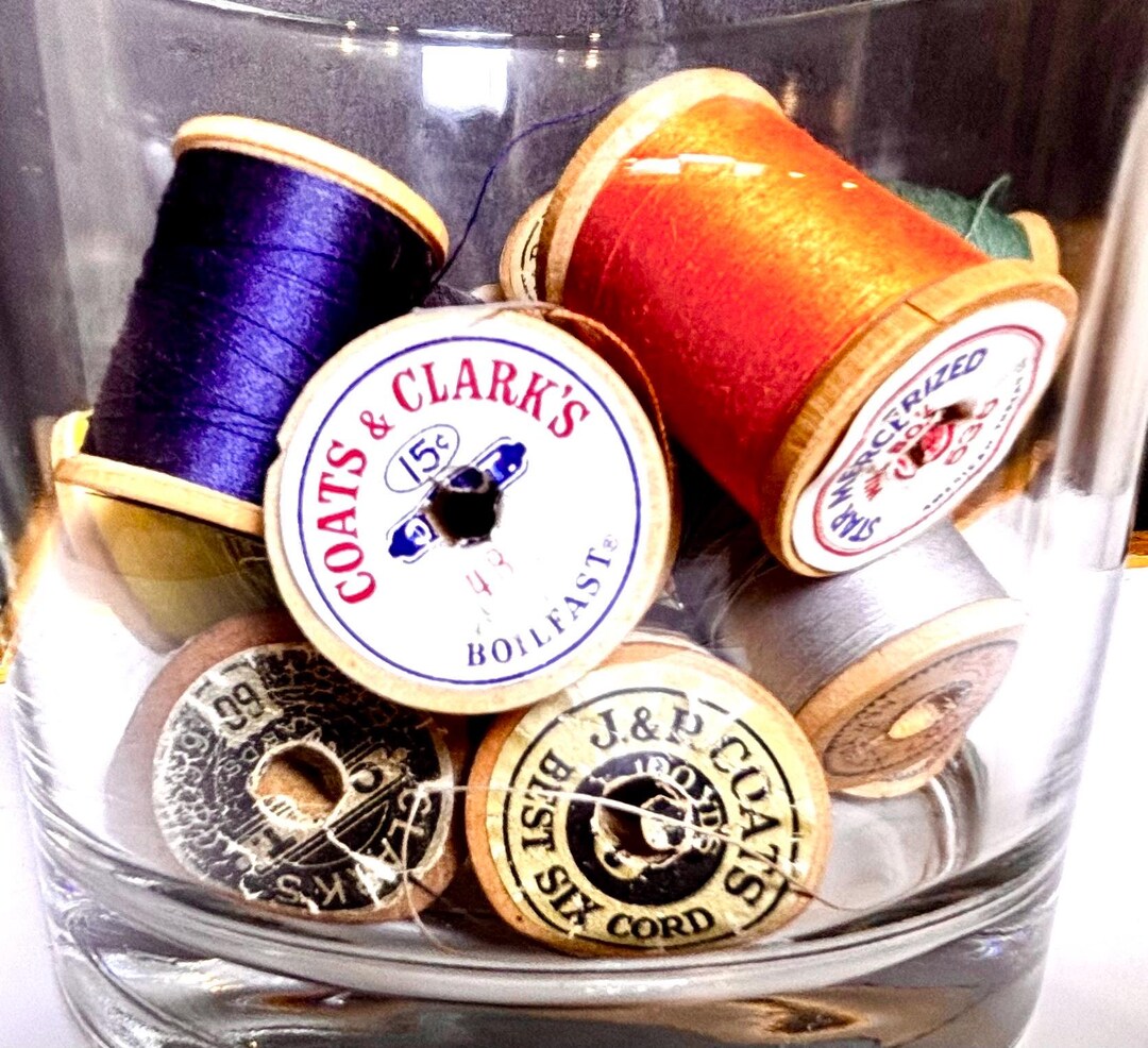 Lot of Medium & Small Size Vintage Thread Spools With All Original End ...