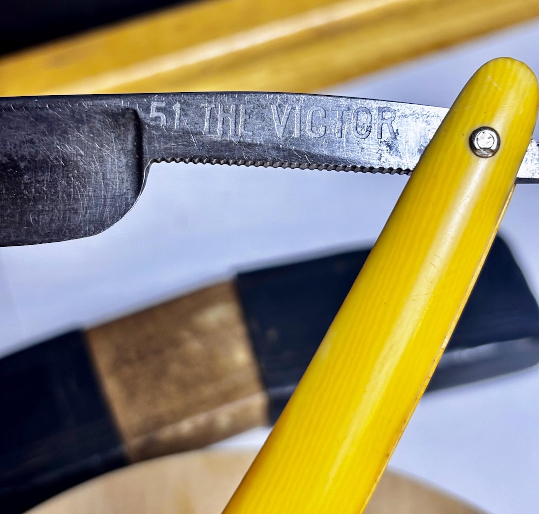 Victor Razar Vintage Straight Razor, #51, the Victor - Etsy