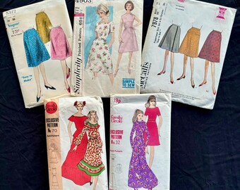Lot of Vintage Ladies Styles Dresses and Skirts Sewing Patterns, Vogue, McCalls, Simplicity, Family Circle