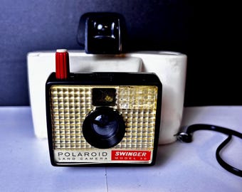 Vintage Polaroid Swinger Instant Print Camera With Carrying Case