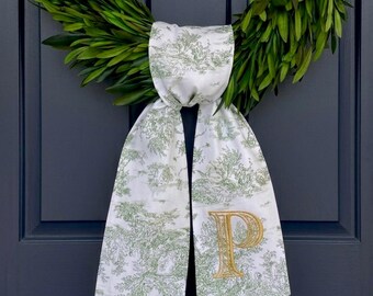 Lazo para corona - Lazo de toile de Jouy verde francés - Lazo personalizado de toile - Bufanda para corona verde y blanca con monograma - Lazo para corona 100% lino de primera calidad
