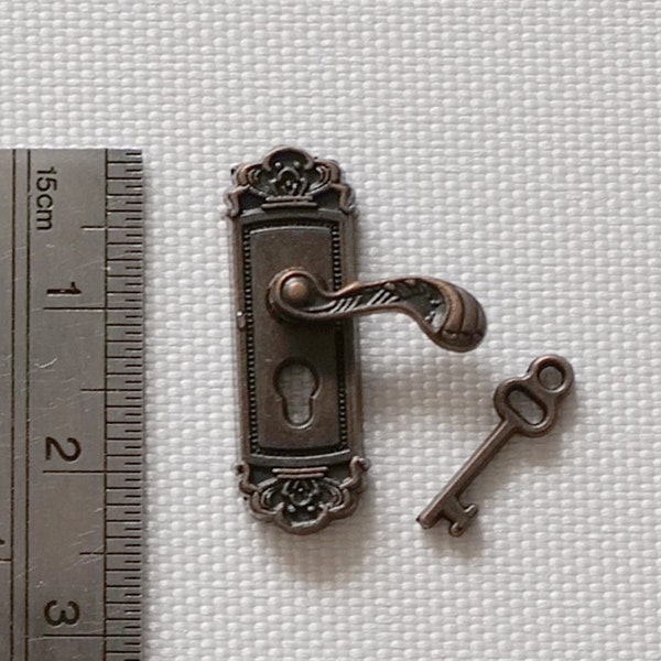 1:12 Dollhouse Miniature Door Lock Lever with Keys set of 2 - C066