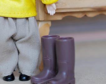 Miniature Kids Rain Boots 1:12 Scale Rubber Boots 1 inch tall  (brown) - B077