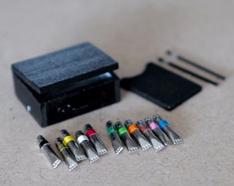 Dollhouse Supplies Water Color Box , 1:12 Scale Miniature Water Colour Box with Paint Brushes and Paint Palette - C056