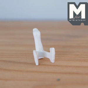 C010 Puppenhaus Miniatur Keramik Plattenständer Maßstab 1:12 Bilderständer Buchhalter - C010
