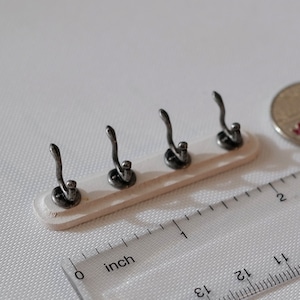 Miniature Hat and Coat Rack Dollhouse Supplies 1:12 Scale Dollhouse Entryway Rack , Miniature Hanger Rack - D030