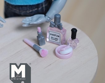 Miniature Makeup Set Cosmetics Kit Cosmetic Brush Lipstick Fragrance Perfume Bottle 1:12 Scale Makeup Vanity Set  (clear) - F030