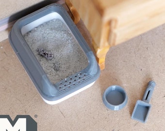 Dollhouse Miniature Litter Box with Lid, Scoop, Bowl, fake Litter and Poop Style Gray - I041