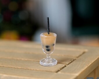Dollhouse Supplies Miniature Bubble Tea with Pearl , 1:12 Scale Milk Tea with Tapioca and Straw - E084