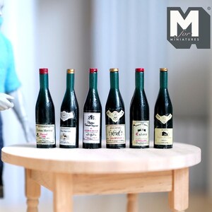 Set di bottiglie di vino in miniatura per casa delle bambole, bottiglie
