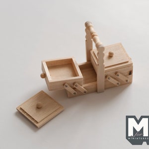 Miniatuur houten vrijdragende naaidoos gereedschapskist 1:12 poppenhuis vrijdragende opbergdoos - F080
