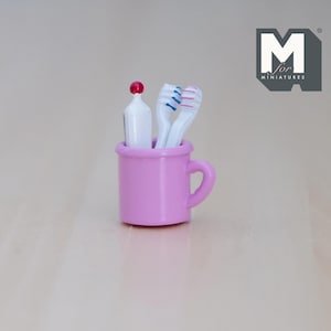 Miniatur Zahnbürste Zahnpasta Spülbecher 1:12 Maßstab Puppenhaus Badezimmer Zahnbecher Mundwasser Becher 4er Set (rosa) - H034