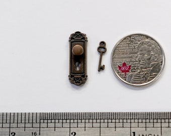 1:12 Dollhouse Miniature Door Lock Lever with Keys set of 2 - C066