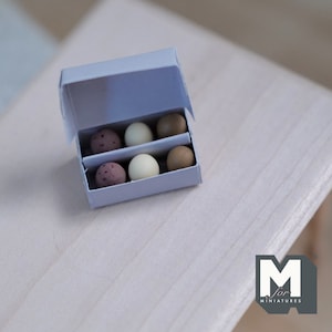 Miniature Box of Eggs 1:12 Scale Dollhouse Food Eggs 6 Pack (non-edible) - E034