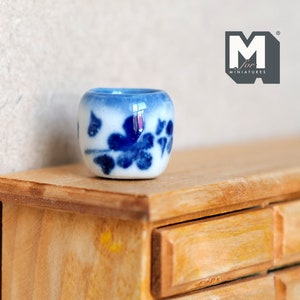 Vaso da fiori in ceramica in miniatura, scala 1:12, fioriera da giardino per casa delle bambole, diametro 13/16 pollici (blu) - H019