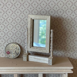 1:12 Miniature Unlackierter Drehbarer Schminkspiegel , Kosmetikspiegel , Arbeitsplattenspiegel, Frisiertisch Spiegel , Kosmetikspiegel - F049