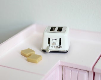 Dollhouse Miniature Toaster A2940Sv Falcon 1//12th Scale Non-Working