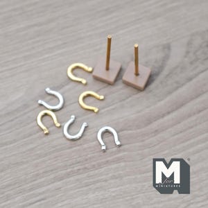 Miniatur Hufeisen Spiel, Miniatur Hufeisen, Puppenhaus Miniatur Hufeisen Tonhöhe Spiel, Miniature Quoits, 1:12 Skala Spiel - C060