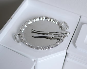 1:12 Dollhouse Miniature Turkey Tray with utensils - F066