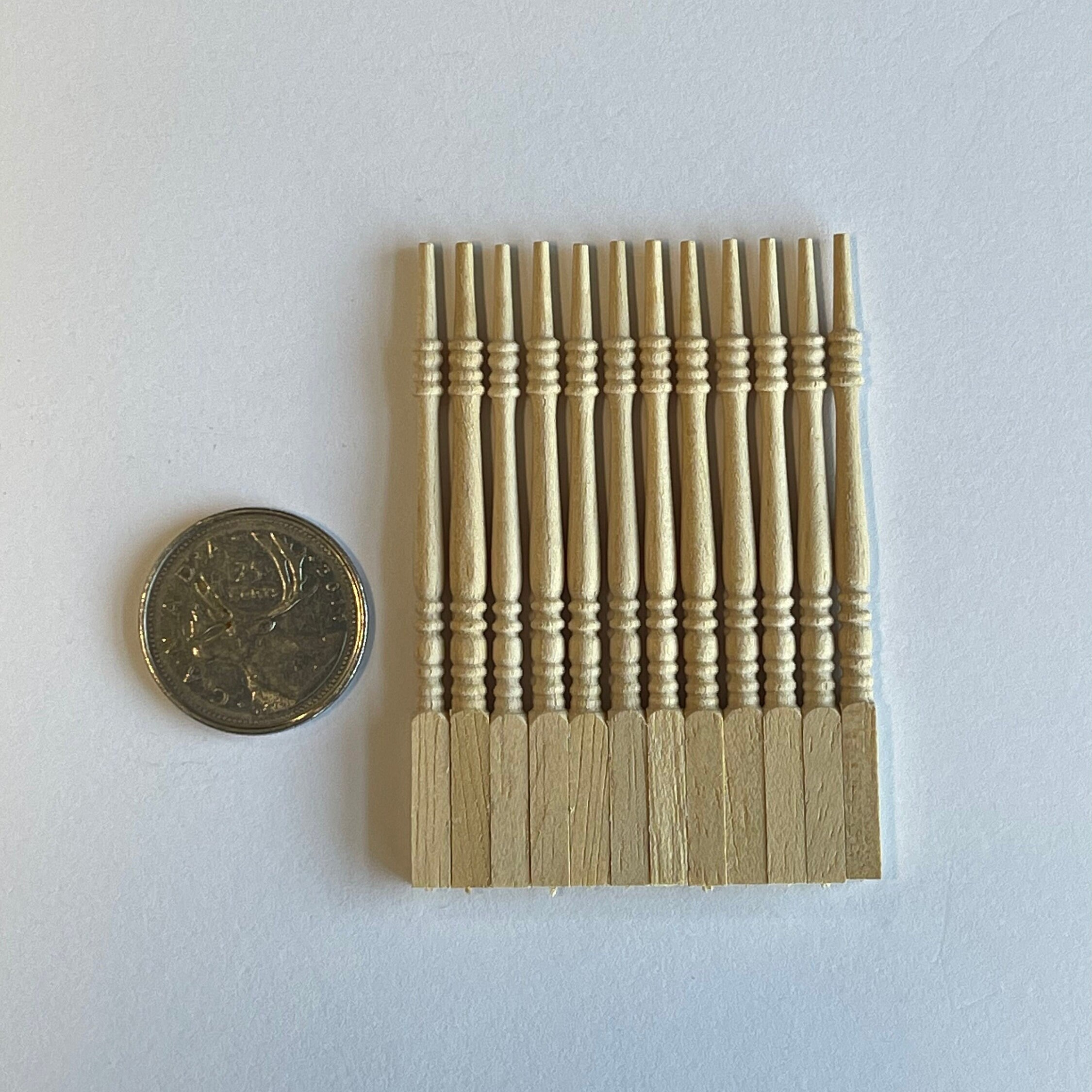 1:12 Dollhouse Miniature Centurion Baluster Newel Post