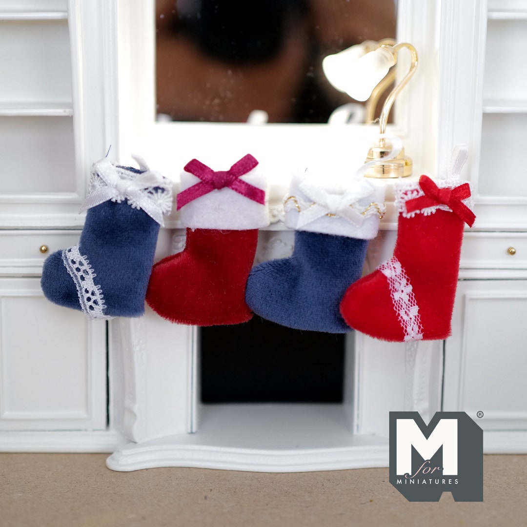 Miniature Christmas Stockings Socks , Assorted 112 Scale Dollhouse
