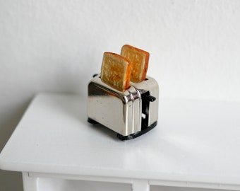 1:12 Dollhouse Supplies kitchen appliance miniature toaster set with 2 slices of bread (metal) - C102
