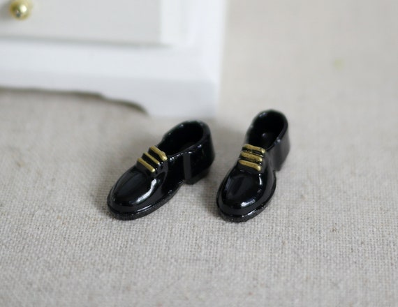 Dollhouse Miniature Men Shoes Miniature Men Shoes Miniature