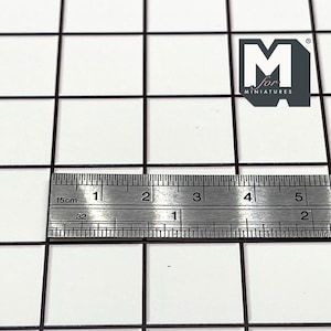 Miniatuur wit reliëf tegelvel, 15-15/16 x 11-5/8 inch, doe-het-zelf poppenhuisbenodigdheden (zwarte voeg)