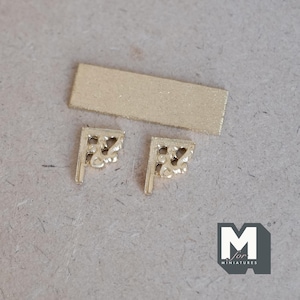 Dollhouse Narrow Wall Shelf 1:12 Scale Miniature Gold Wall Shelf 1-9/16 inch long (gold) - F048
