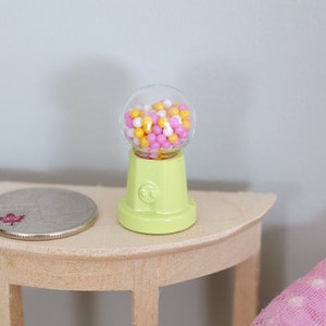 1:12 Dollhouse decoration miniature table top gumball machine (made with metal) E015